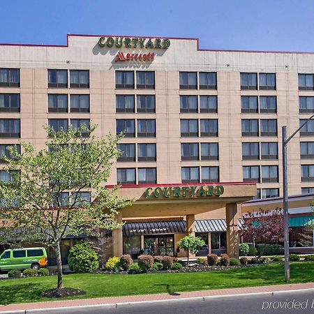 คอร์ตยาร์ด เซคอคัส เมดโดว์แลนด์ Hotel ซีคอคัส ภายนอก รูปภาพ
