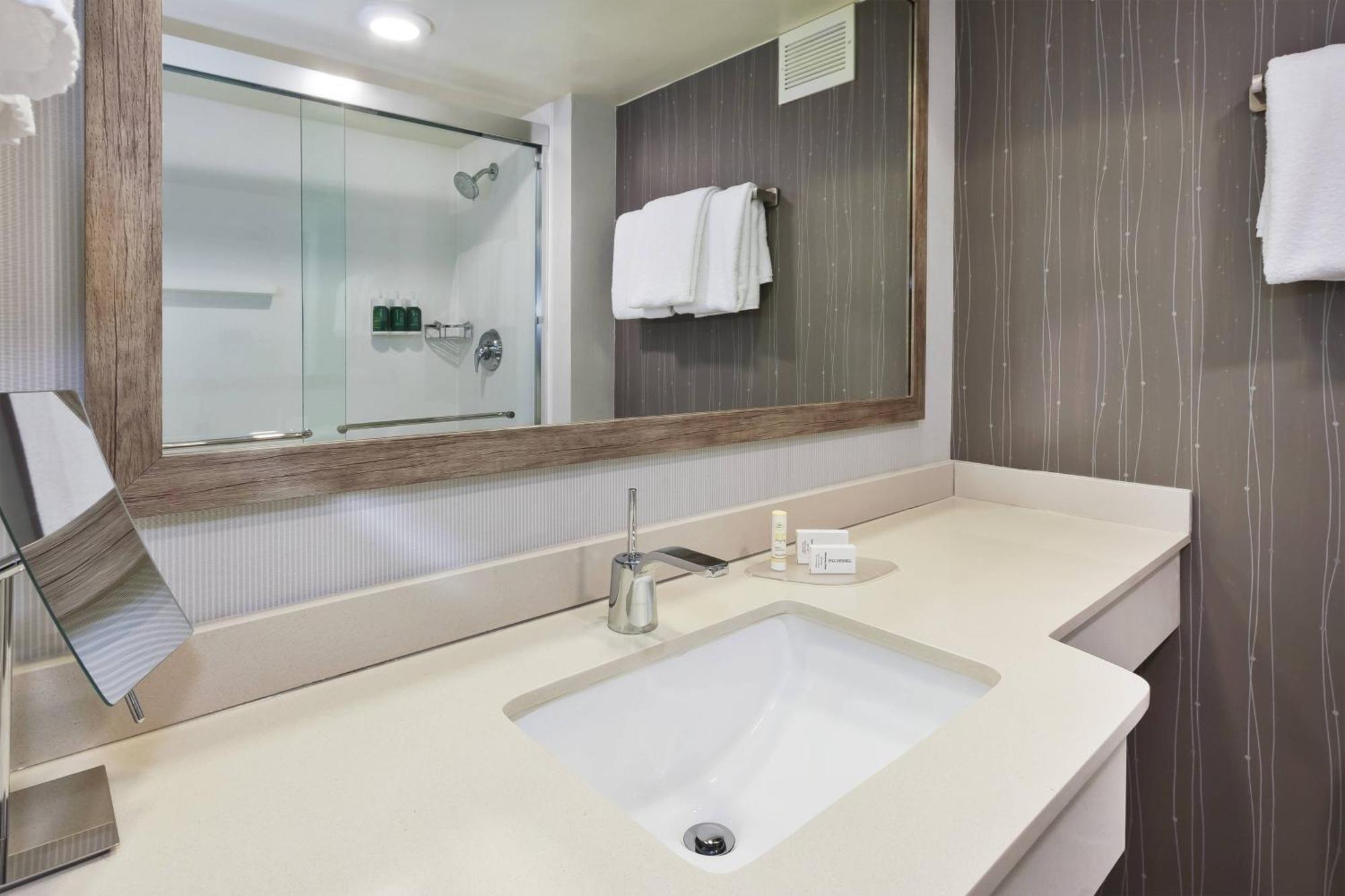คอร์ตยาร์ด เซคอคัส เมดโดว์แลนด์ Hotel ซีคอคัส ภายนอก รูปภาพ