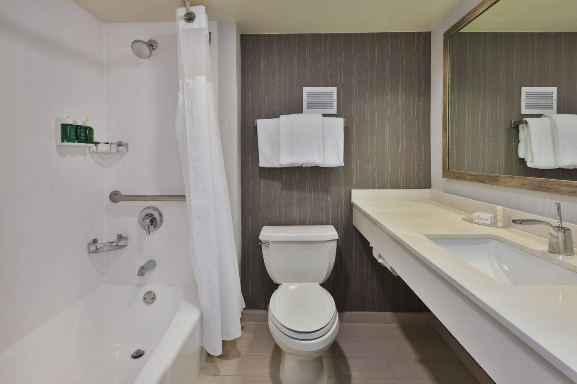 คอร์ตยาร์ด เซคอคัส เมดโดว์แลนด์ Hotel ซีคอคัส ภายนอก รูปภาพ
