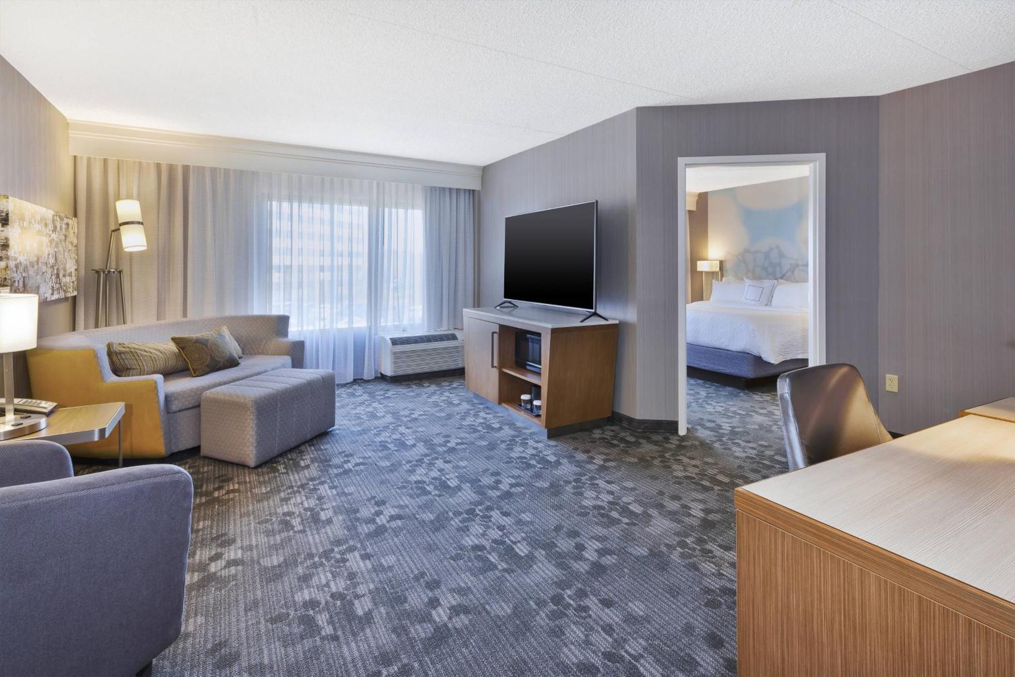 คอร์ตยาร์ด เซคอคัส เมดโดว์แลนด์ Hotel ซีคอคัส ภายนอก รูปภาพ