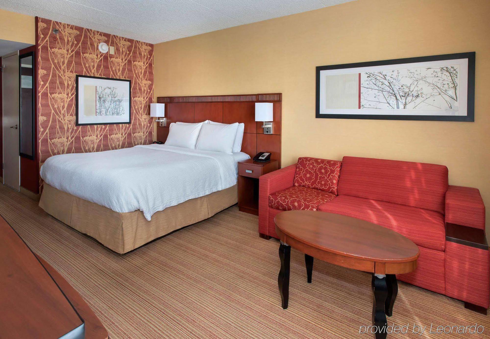 คอร์ตยาร์ด เซคอคัส เมดโดว์แลนด์ Hotel ซีคอคัส ภายนอก รูปภาพ
