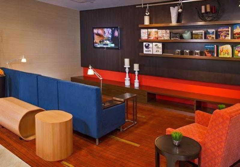 คอร์ตยาร์ด เซคอคัส เมดโดว์แลนด์ Hotel ซีคอคัส ภายนอก รูปภาพ